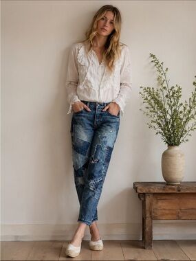 Ralph Lauren Polo
Avery Boyfriend Crop Distressed
Patchwork Jeans  size 27